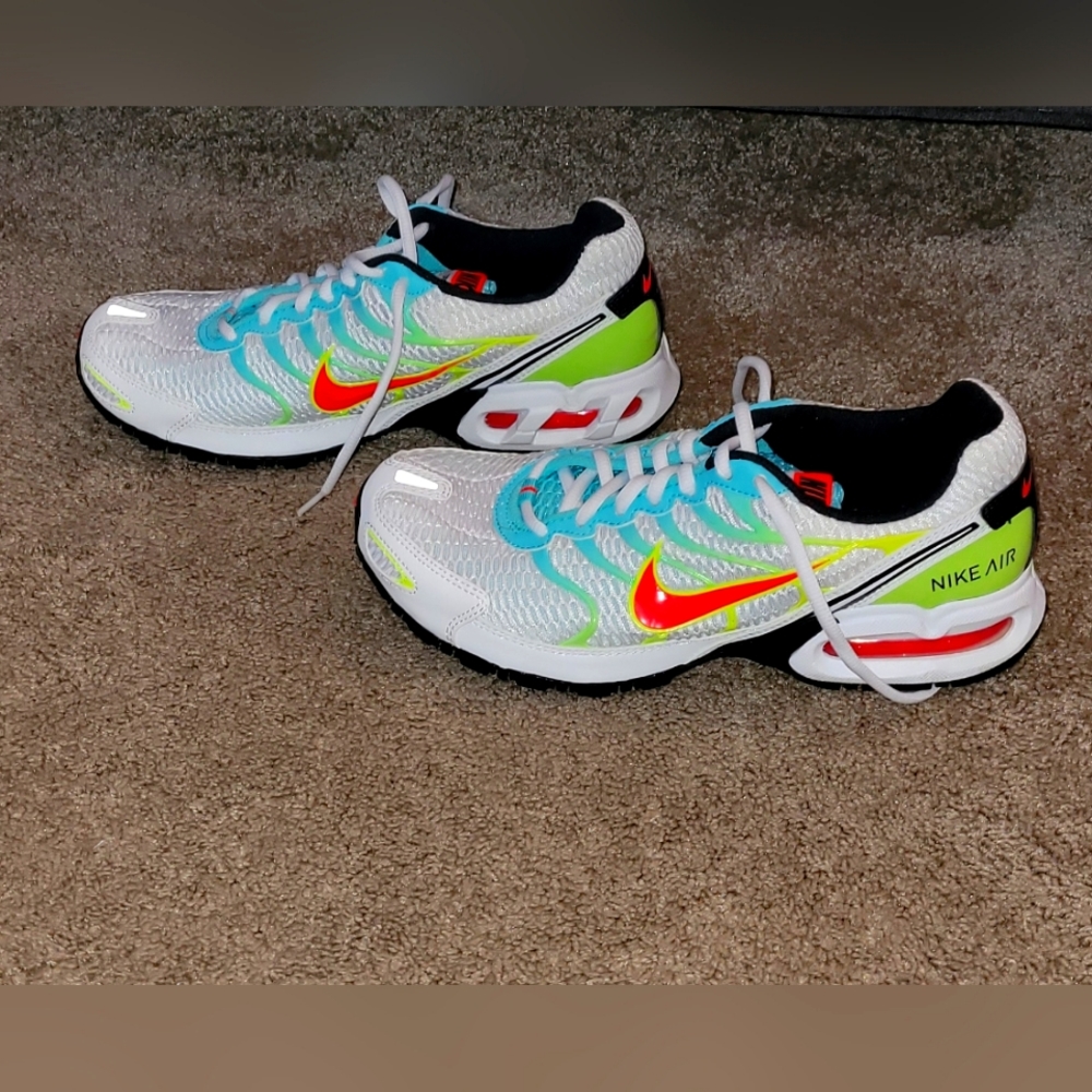 Womens Nike Torch 4. Size 10